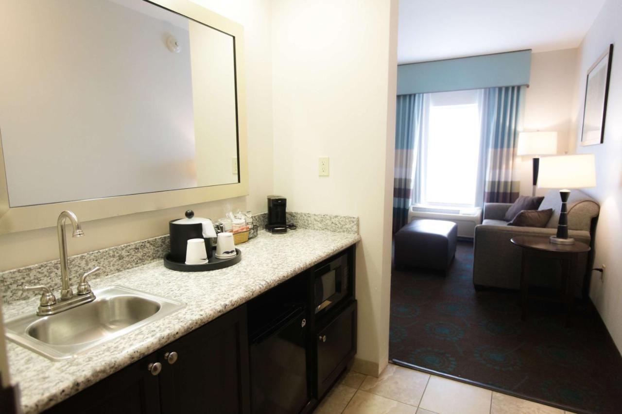 Hampton Inn & Suites Middlebury Esterno foto