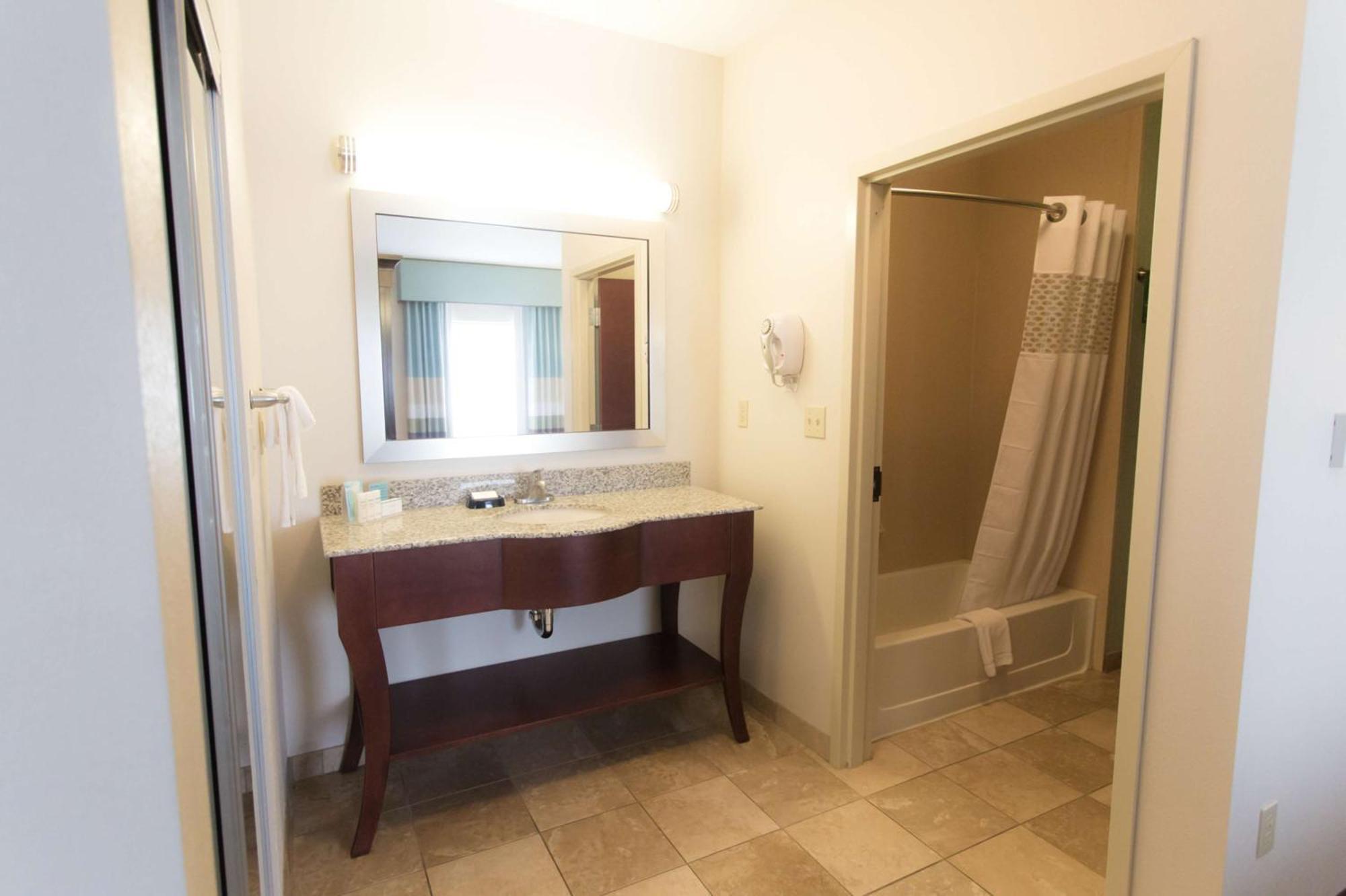 Hampton Inn & Suites Middlebury Esterno foto