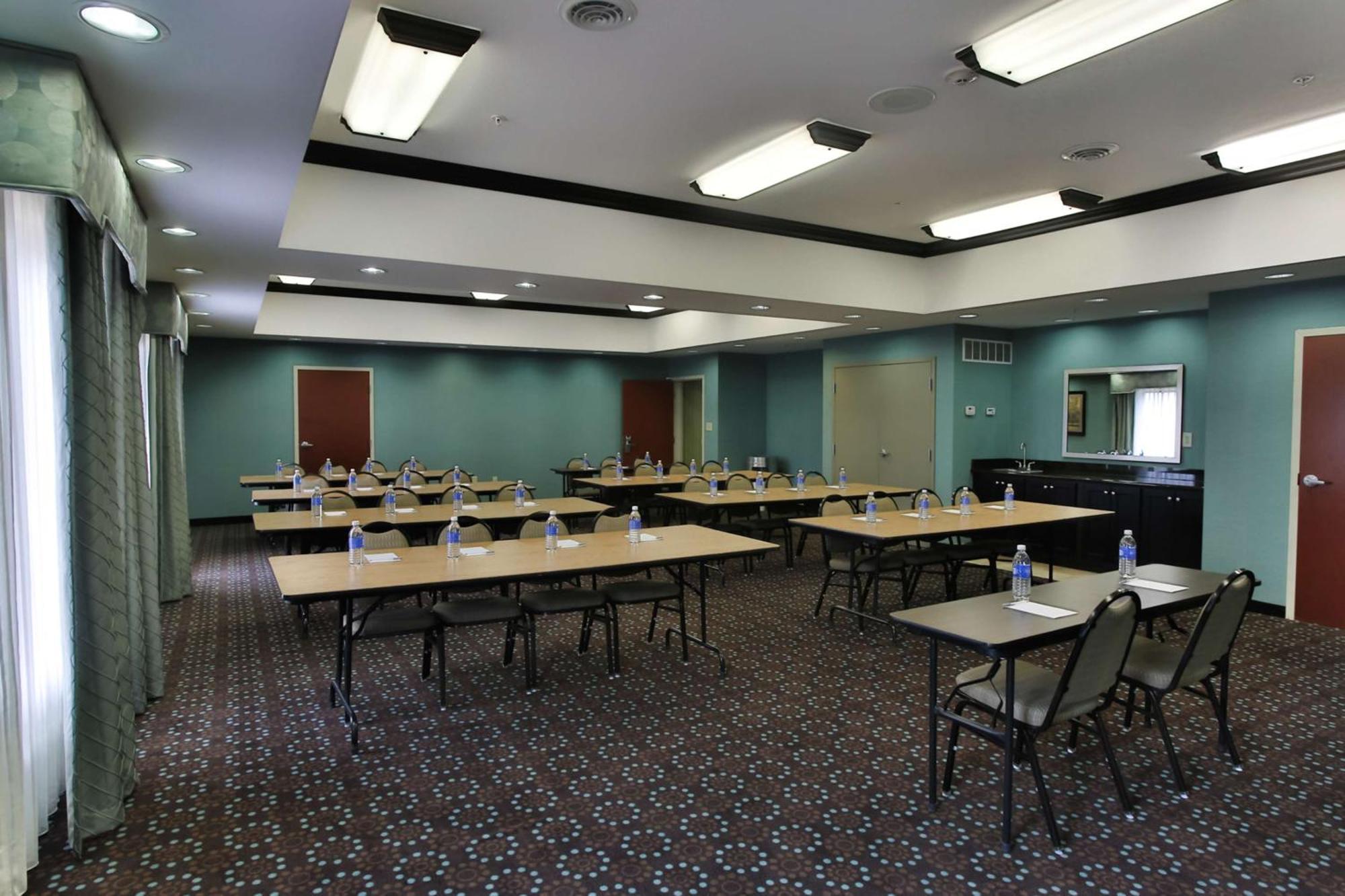 Hampton Inn & Suites Middlebury Esterno foto